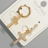 Boucles d'oreilles «Croix» Xuping avec strass blancs, diamètre 12×22 mm, longueur d'environ 30,5 mm, dorure 18K