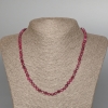 Collier en rubis naturel, perles cubiques facettées, diamètre 4 mm ±, longueur 50 cm