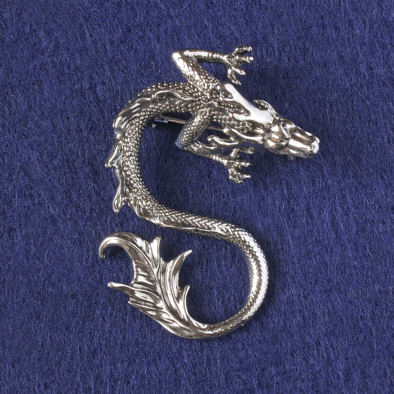 Broche-pendante Dragon, métal argenté 44 × 30 mm +