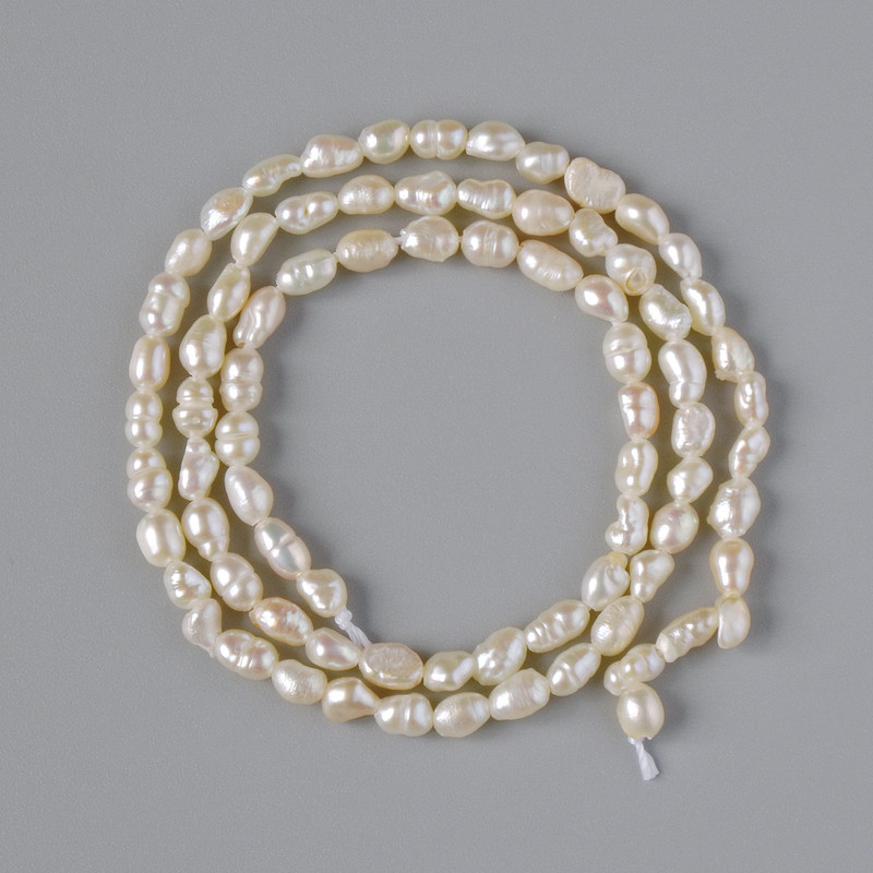 Perles d'eau douce – diamètre environ 3x4 mm, longueur 33 cm sur fil