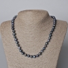 En soldes : Collier de perles d'eau douce noires avec une teinte « benzine », diamètre 8×7 mm, longueur 44–45 cm