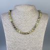 Collier en grossulaire (grenat vert) — boules lisses de 7 mm, longueur 50 cm ±