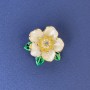 Broche Fleur, diamètre 25 mm ±, émail blanc et vert, strass