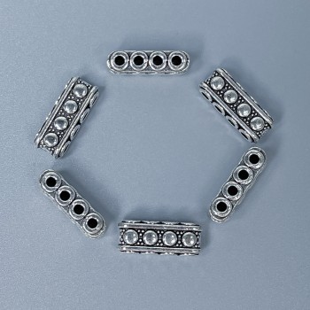 Fourniture : séparateur de rangs, insert, couleur métal argenté, diamètre 7 × 5 × 17 mm ±, Ø du trou 1,8 mm ±, conditionnement 20 g (environ 10 pièces)
