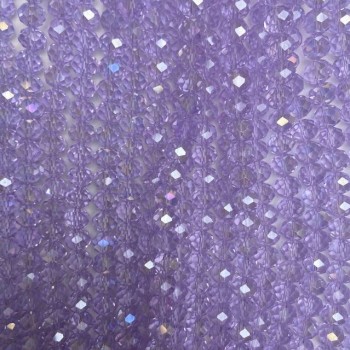 Perles de cristal tchèque sur fil violet transparent avec un léger effet pétrole, forme rondelle, diamètre d'environ 8×6 mm, longueur ±42 cm