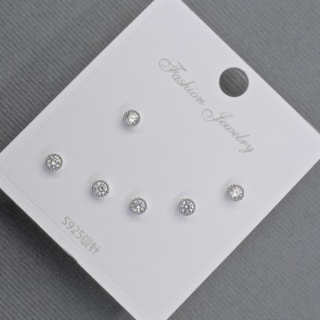 Boucles d'oreilles à clous 3, 2 mm ± métal argenté, strass blancs