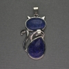 Pendentif «Chat» en lapis-lazuli 25×51 mm ± métal argenté