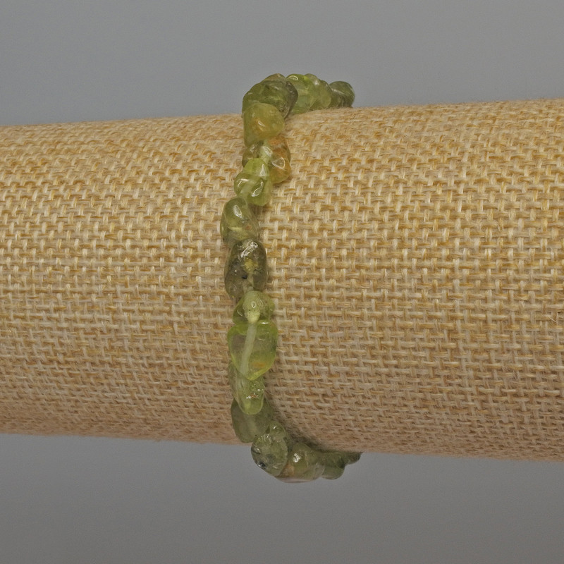 Bracelet chrysoprase en éclats, diamètre 6–8×6 mm, longueur 18 cm ±, élastique