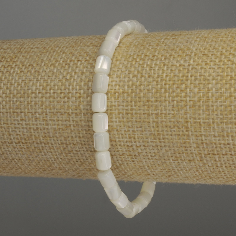 Bracelet en nacre, cylindres – diamètre 6 × 5 mm, longueur 18 cm, élastique