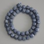 Perles de corail éponge facettées cube 9×9 mm, longueur 37 cm ±
