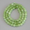 Perles en chrysoprase olivine facettées en cube, cubes de 5×5 mm ± sur fil, longueur 36 cm+