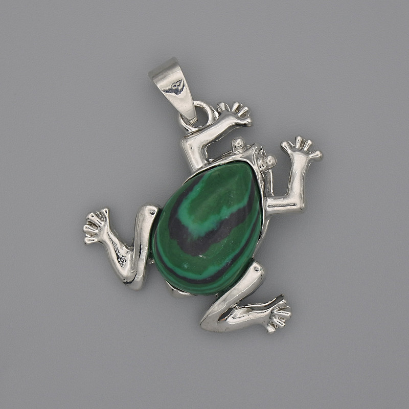 Pendentif Grenouille Malachite 29×28 mm ±, longueur 37 mm ±