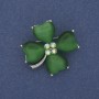 Broche Trèfle vert Œil de chat, strass, métal argenté, 31 × 31 mm+