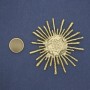 Broche magnétique Soleil en métal doré 76 mm+
