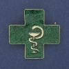 Broche-pendentif Croix avec le serpent au-dessus de la coupe, émail vert, métal doré, 38×38 mm+