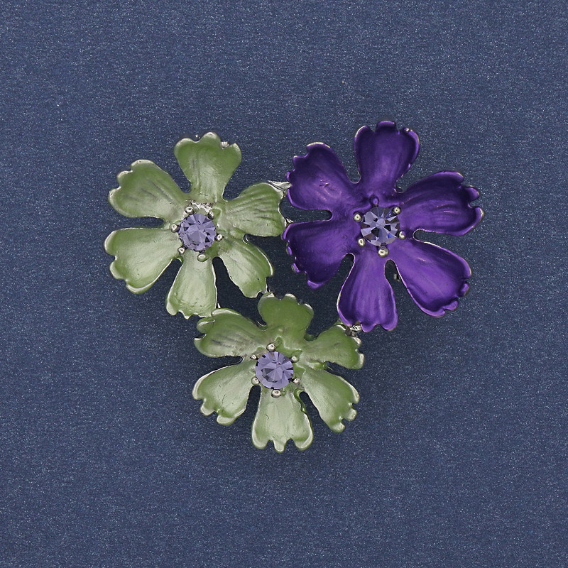 Broche-pendentif émail vert et violet, strass violets, métal argenté 31x34 mm+