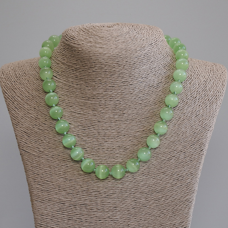 Collier œil de chat, billes lisses, diamètre 12 mm, longueur 50 cm ±, avec fermoir