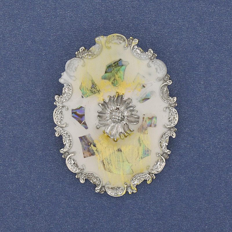 Broche Accent halite argenté – métal 43×32 mm+