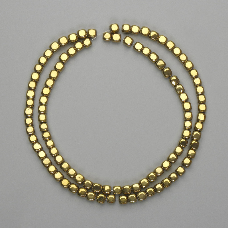 Perles d'hématite cubiques 4×4 mm, couleur dorée, longueur 39 cm