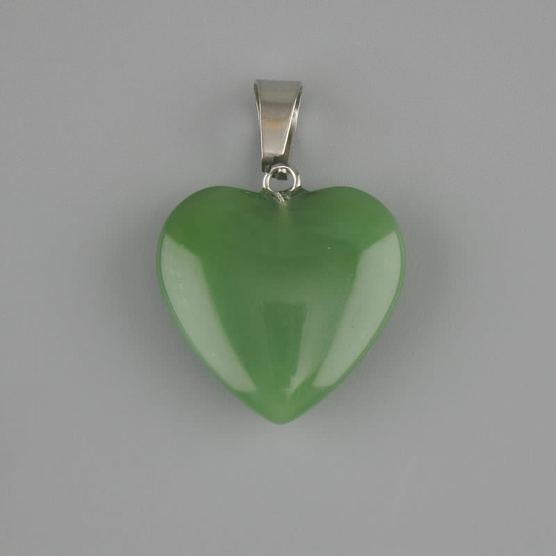 Pendentif Cœur en néphrite 20×20 mm, longueur 28 mm