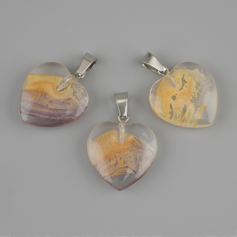 Pendentif «Cœur» en résine transparente 21 × 21 × 30 mm+