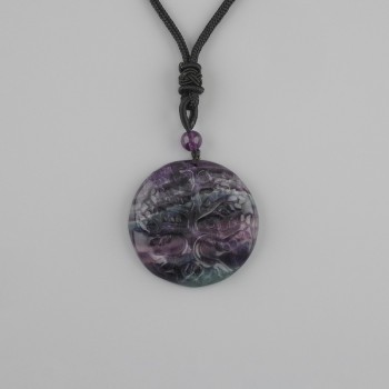 Pendentif « Arbre de vie » en fluorite, diamètre 36 mm ±, sur cordon noir réglable, longueur 78 cm+