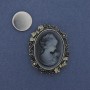 Broche magnétique Camée Dame avec strass, métal argenté 41 × 33 mm +