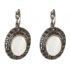 Boucles d'oreilles en nacre, monture « argent gouttelette », pierre ovale 2,5 × 1,9 cm, longueur 3,5 cm