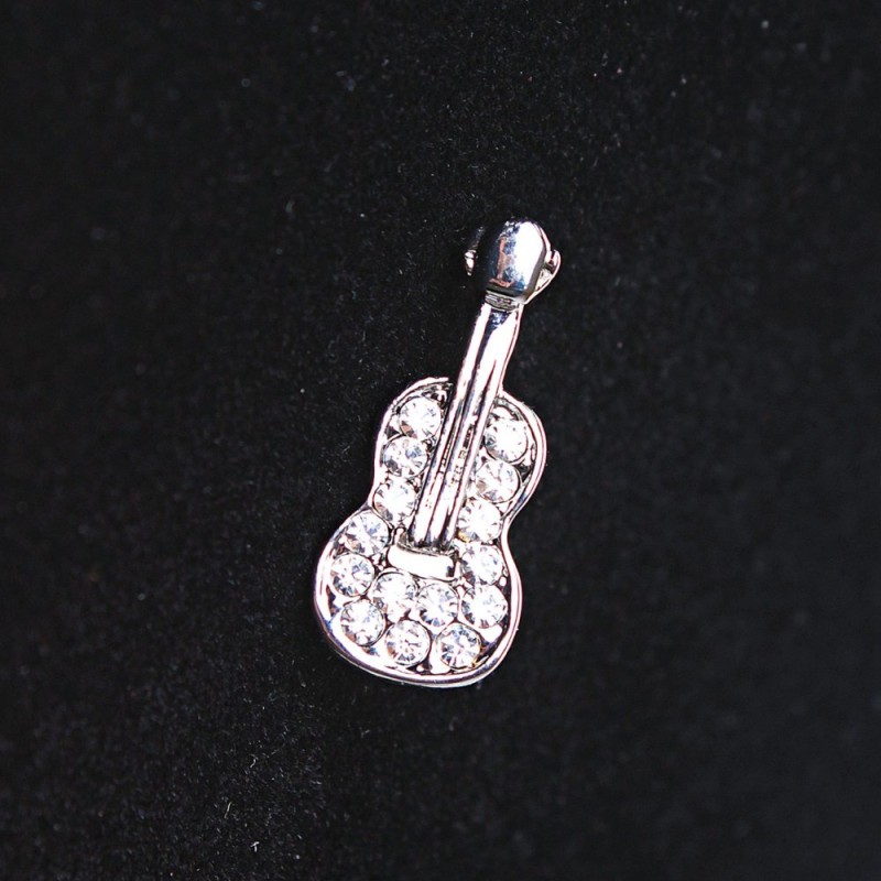 Broche guitare miniature, métal argenté avec strass, 2,5 cm