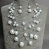 Ensemble collier et boucles d'oreilles «Sur les cordes de l'âme» perles (imitation) sur fil, longueur de 50 cm