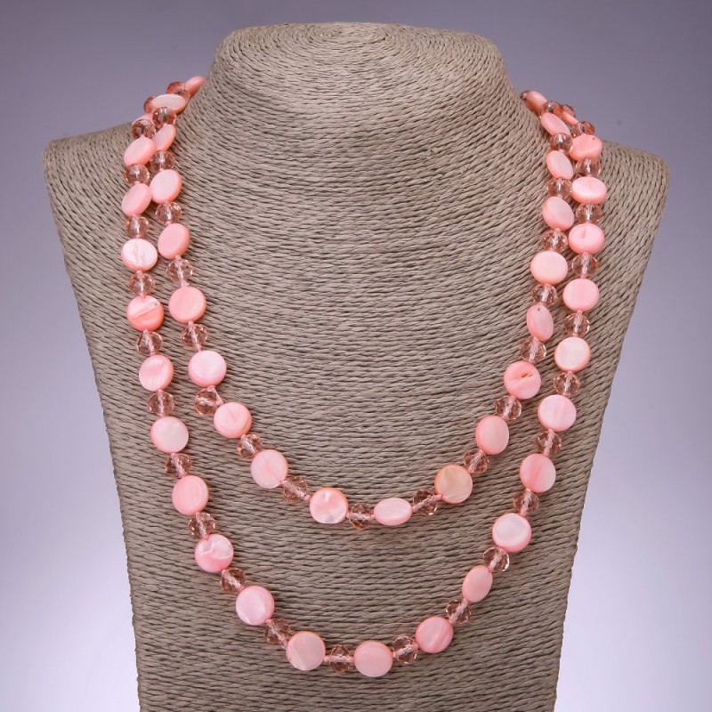 Collier long en nacre rose, perles en forme de pièce, 120 cm
