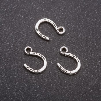 Pendentif «Fer à cheval», diamètre 10×14 mm, conditionnement 20 g ± 44 pièces