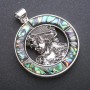 Pendentif «Gréchanka» avec Haliotis dans une monture 45×57 mm