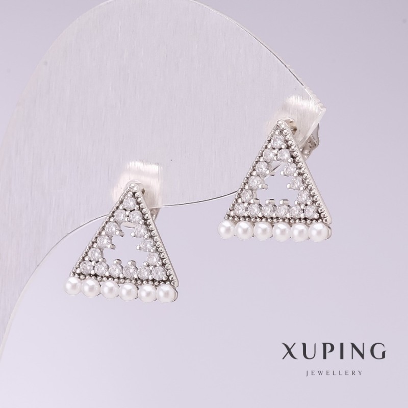 Boucles d'oreilles Xuping Triangles avec perles blanches de Majorque 13 × 13 mm rhodié