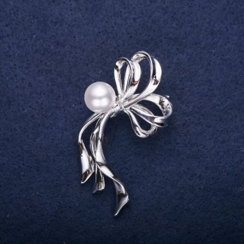 Broche en forme de nœud papillon avec perle nacrée, couleur blanche, 50 × 30 mm, métal argenté