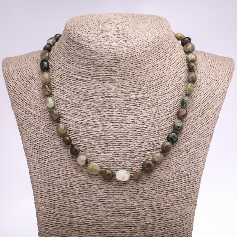 Collier en agate mousse naturelle taillé, diamètre 9×10 mm, longueur 45 cm +