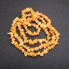 Perles sur fil en quartz teinté — grains, diamètre 6 (+/-) mm, longueur 80 cm