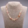 Collier en calcédoine, billes à tailles croissantes, diamètres des billes de 6 à 14 mm, longueur 45 cm