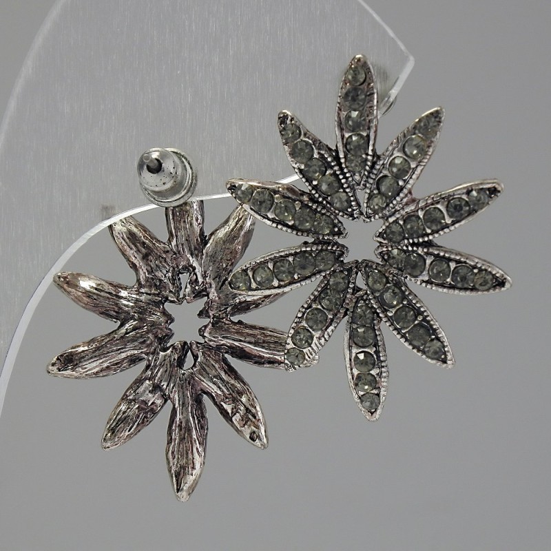 Puces d'oreilles «Fleur», strass clairs, métal argenté, 30 mm