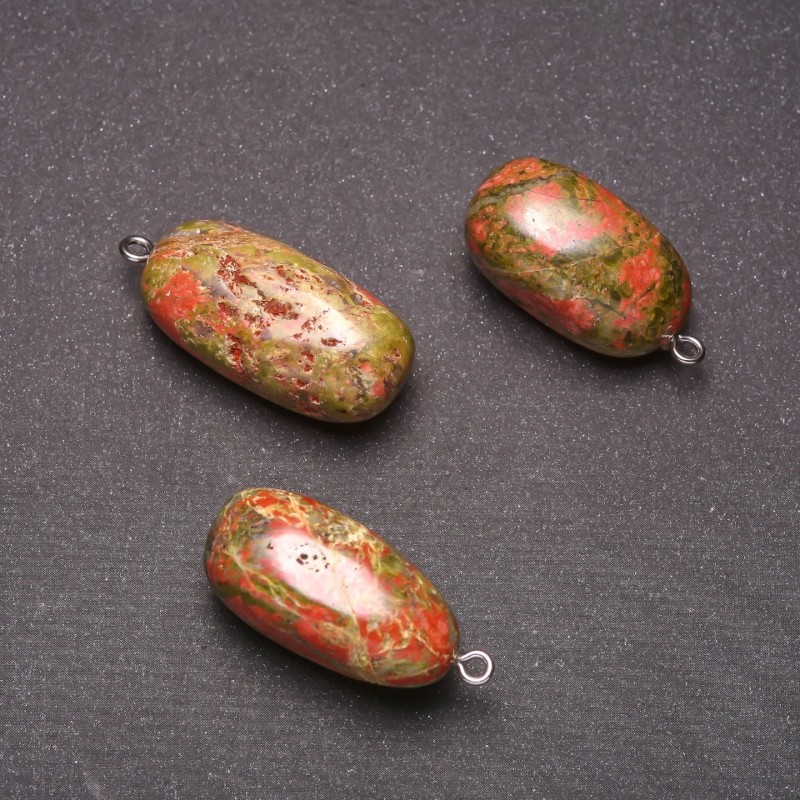 Pendentif en jaspe héliotrope 38×18 mm (±)