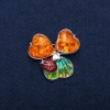Broche-pendentif Coccinelle avec cabochons en ambre synthétique, émail, métal argenté 35×37 mm