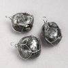 Pendentif labradorite dans un entourage argenté, diamètre 35×20 mm+