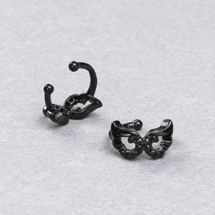 Cuff Xuping Rhodium noir avec strass noirs 6×10 mm +