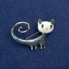 Soldes ! Broche en forme de chaton, métal doré, émail et strass, 44×32 mm +