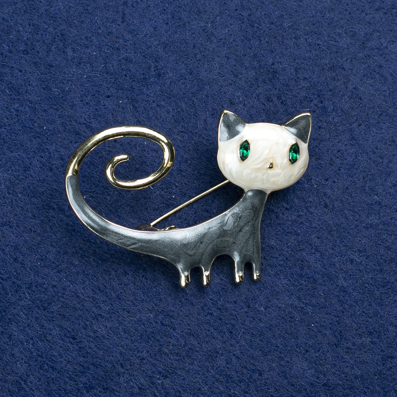 Broche Chaton doré en métal, émail et strass, 44 × 32 mm +