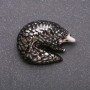 Broche Hérisson argenté en métal et émail 38 × 29 mm +