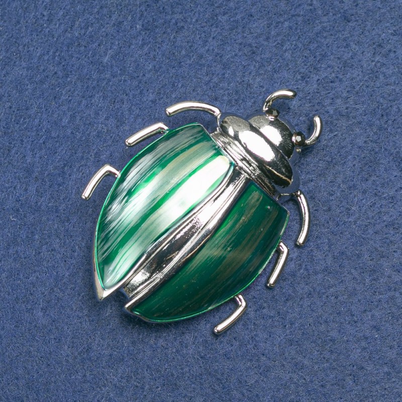 Broche insecte argenté, émail vert et strass noirs 58 × 24 mm +