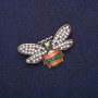 Broche Abeille en perles nacrées, strass, émail couleur marron, vert et blanc, 40×24 mm, métal doré