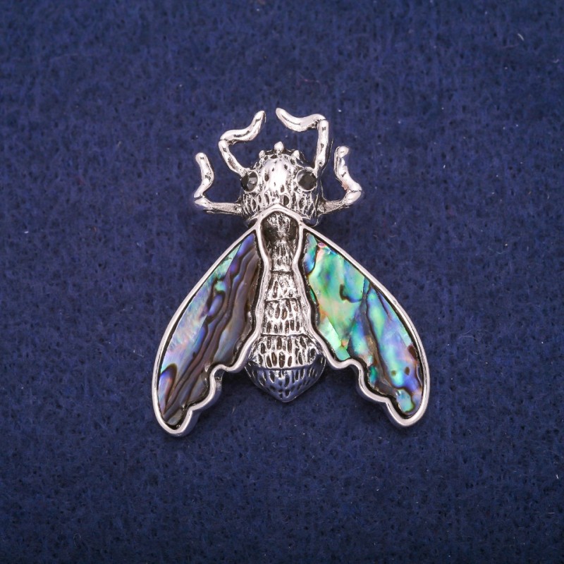 Broche papillon avec haliotis, métal argenté 37 × 44 mm