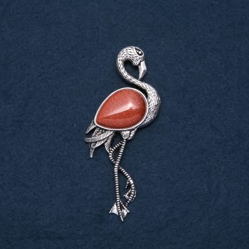 Broche-pendantif Flamant avec aventurine « sable doré » 85 × 30 mm
